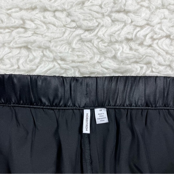 NEW Nordstrom silk pajama pants - Picture 4 of 7